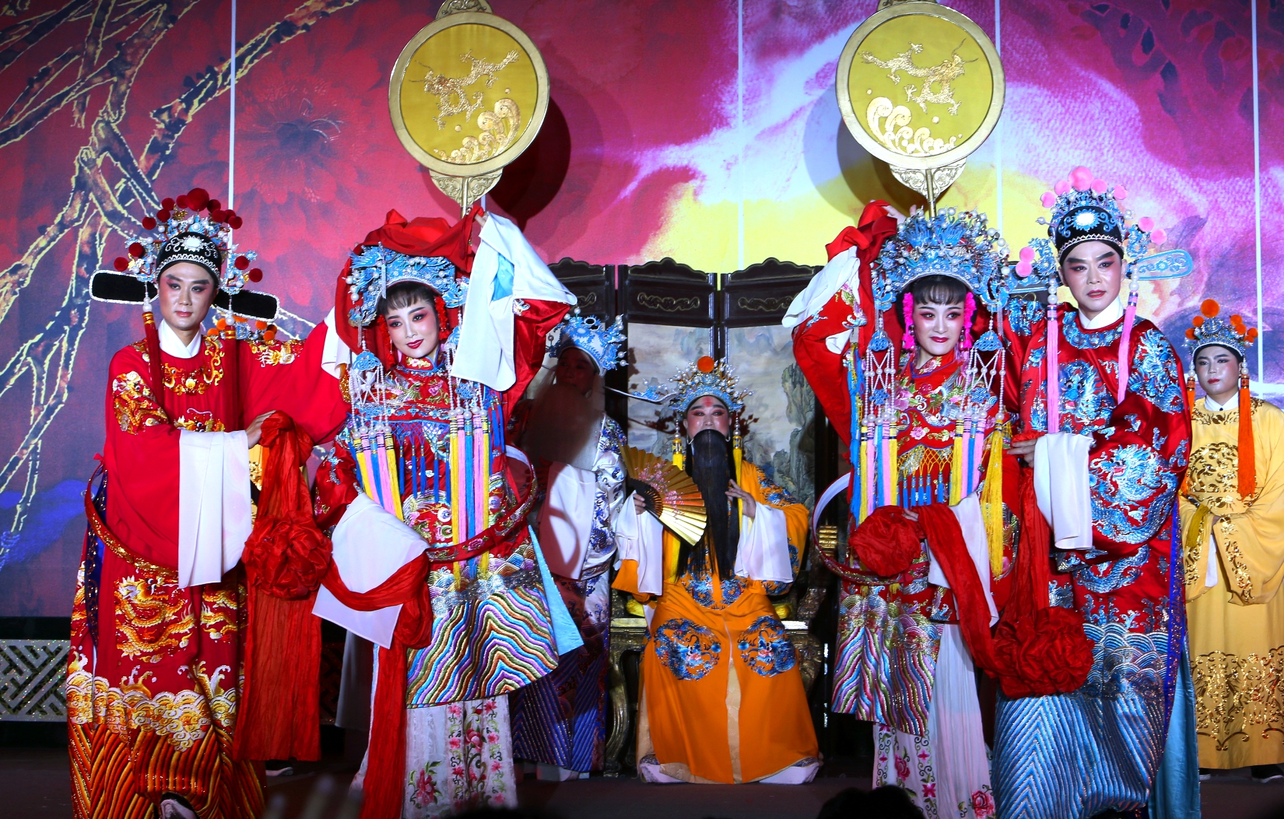 再芬黄梅走进海师演出《女驸马》